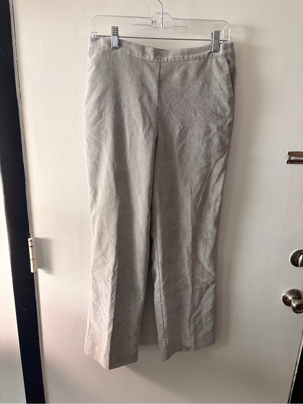 Alfred Dunner Light Gray Straight-Leg Chinos